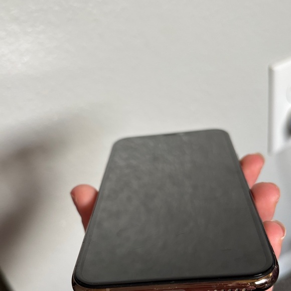 iPhone 11 Pro - Picture 8 of 8